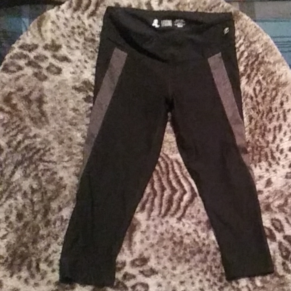energy zone legging size small for 6
